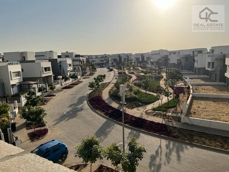 town house corner 270 m  in hyde park new cairo view landscape very prime location 4 bedrooms  ready to move in 2024 2