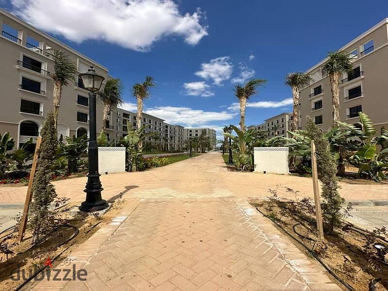 Apartment for sale in Village West Compound, Sheikh Zayed, super deluxe finishing, with air conditioners, distinctive view, in the best location 3