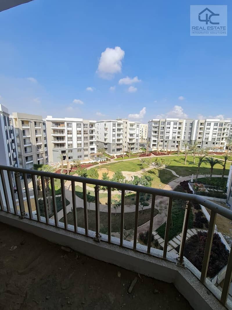 The Lowest Price Apartment 187m On View Landscape Ready to move In A Full-Service Hyde Park Compound In Fifth Settlement 2