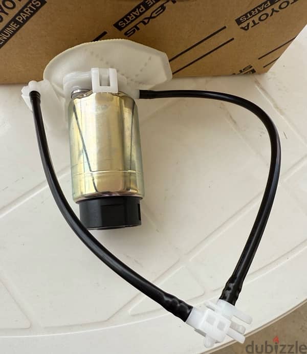 Toyota Genuine Fuel Pump 23220-0P010 قلب طلمبه بنزين تويوتا اصلى 5