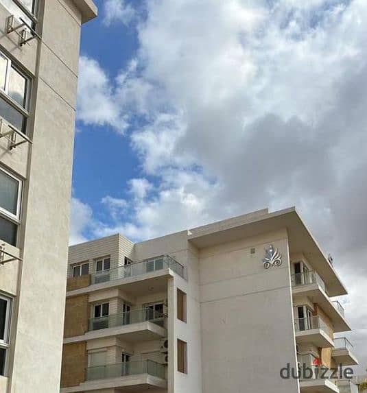 An apartment at a special price behind Mall of Arabia and the Shooting Club in ICITY MOUNTAIN VIEW with installment options. 10