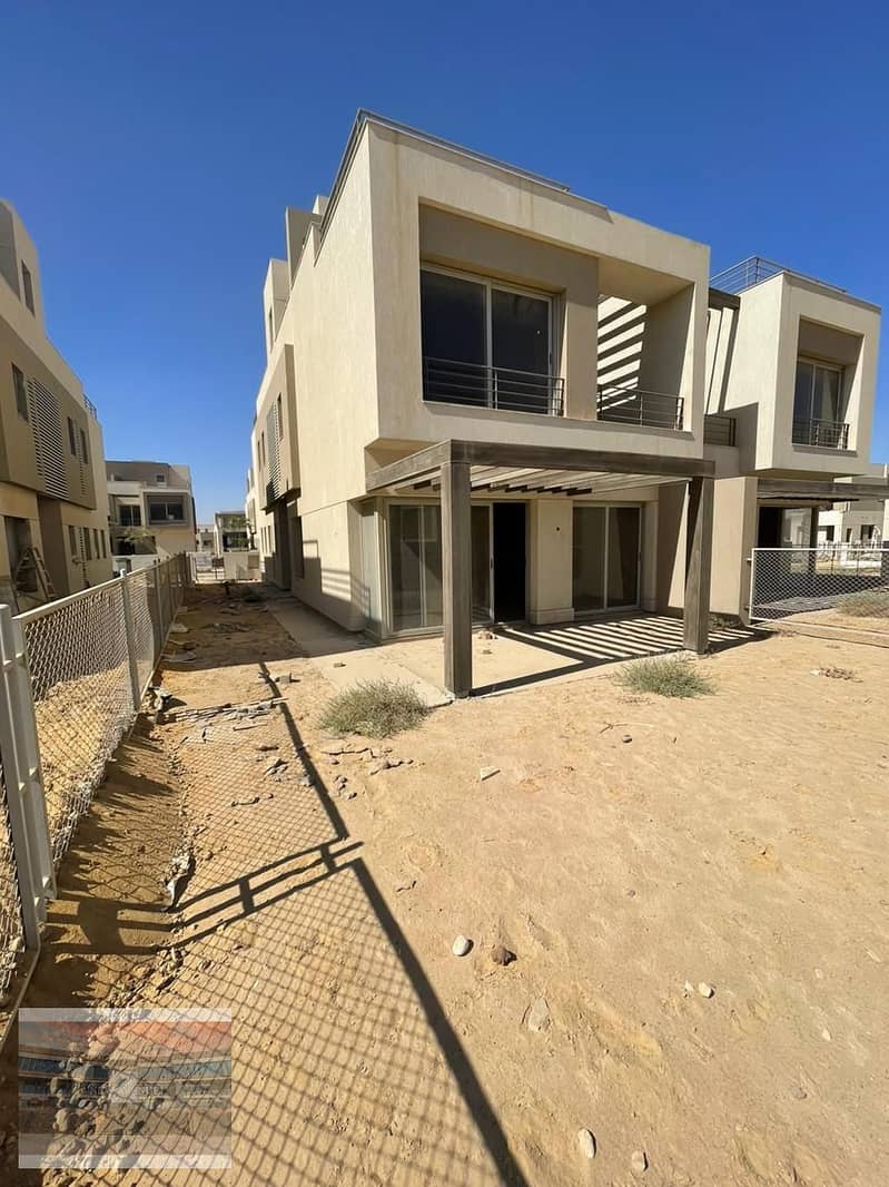 Under market price twin house with prime location in Palm Hills New Cairo 6