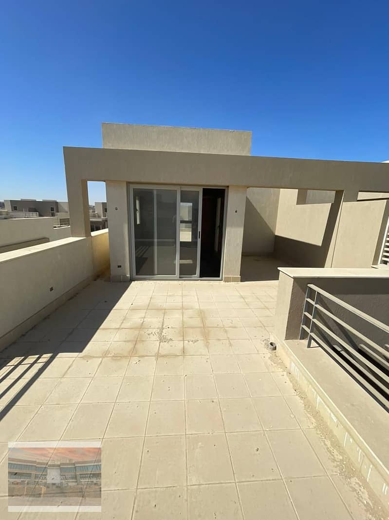 Under market price twin house with prime location in Palm Hills New Cairo 11