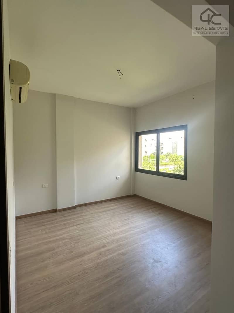 Ready to move Apartment 146 m with garden fully finished View Landscape for sale in Fifth square Including maintenance and garage 2