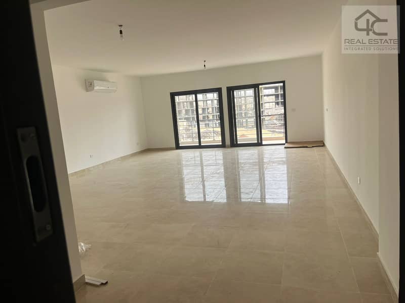 Ready to move Apartment 146 m with garden fully finished View Landscape for sale in Fifth square Including maintenance and garage 8