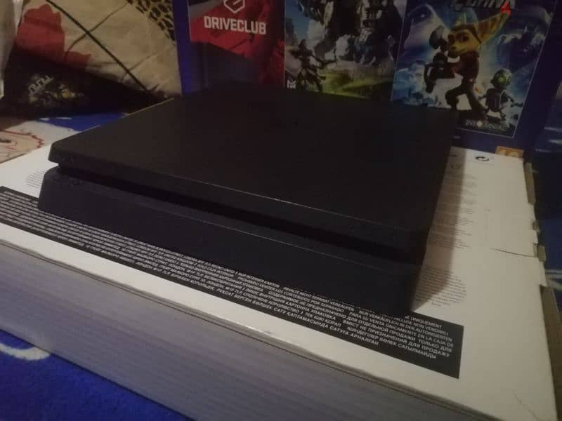 Ps4 slim 500 2