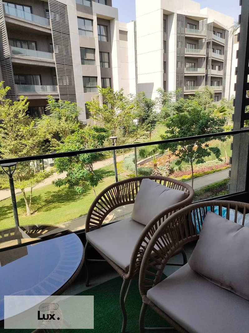 Apartment for rent, furnished, for housing lovers in Privado, Madinaty, area 84 m, super deluxe finishing, fully air-conditioned, with new furniture, 3