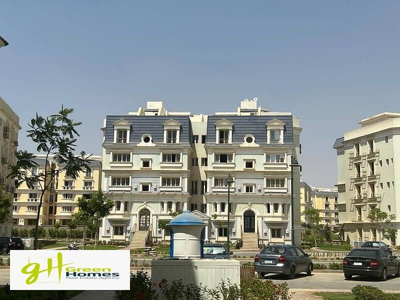 IVilla 300m with Roof 90m for Sale in Mountain View Hyde Park, New Cairo 3