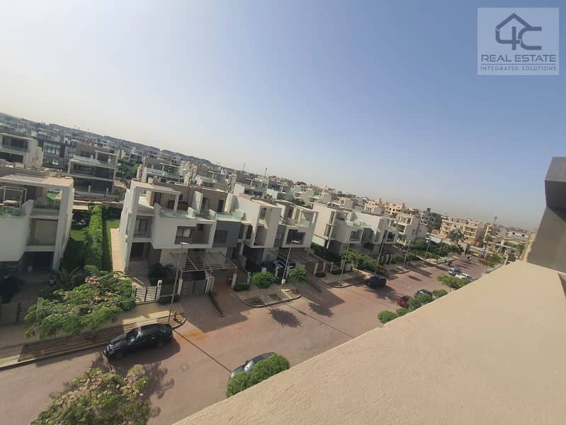 The lowest price for a 200 m penthouse with air conditioning in Al Marasem at the price of a 2-bedroom apartment 2