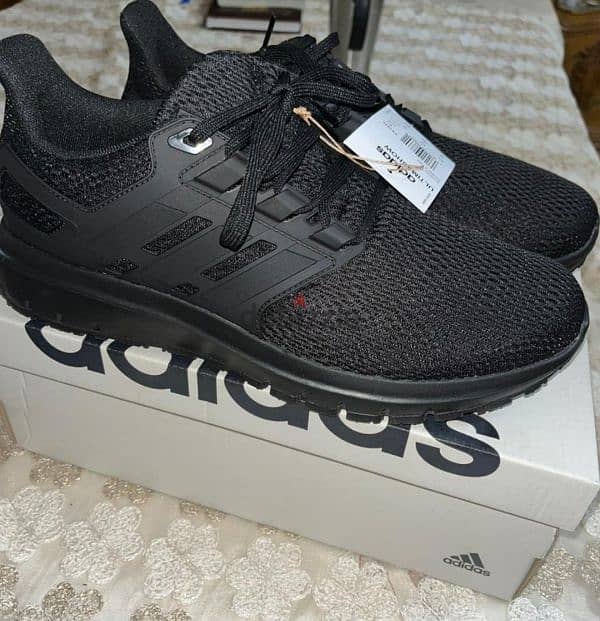 shoes Adidas original السعر نهائي 0