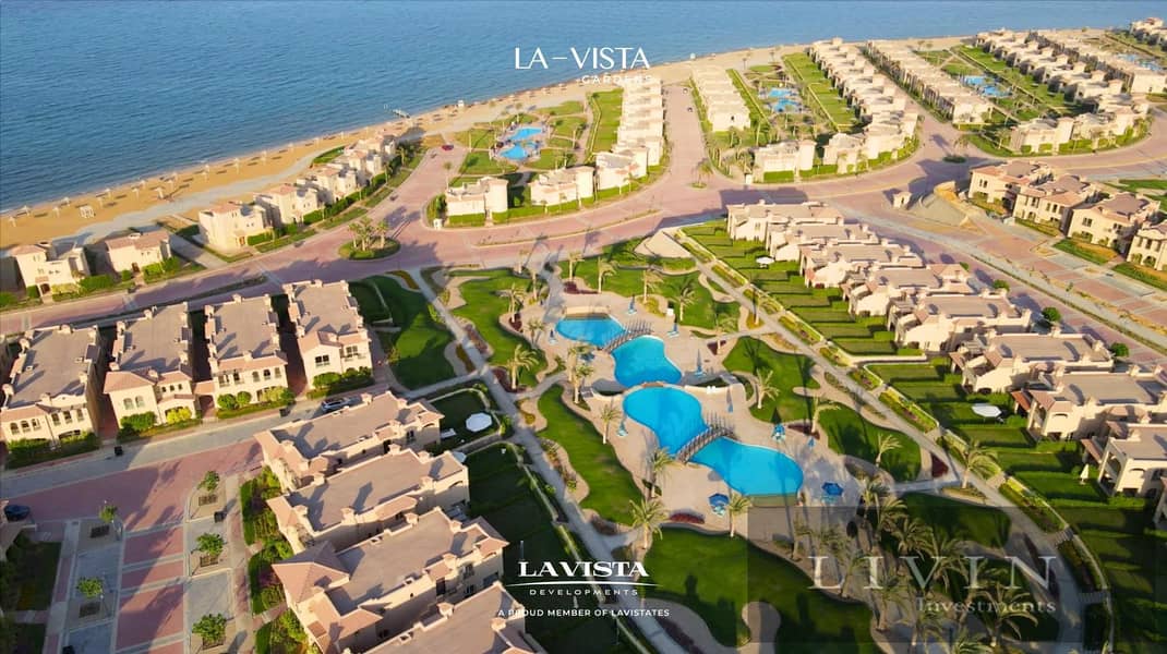 20% down payment = 150 sqm chalet with Sea View, 100% immediate receipt, fully finished, in La Vista Gardens 8