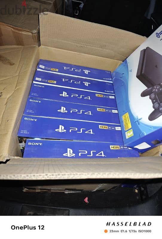 ١٠٠ جهاز PS4 استيراد كسر الزيرو قابل للتعديل بالكرتونه ودراع 1