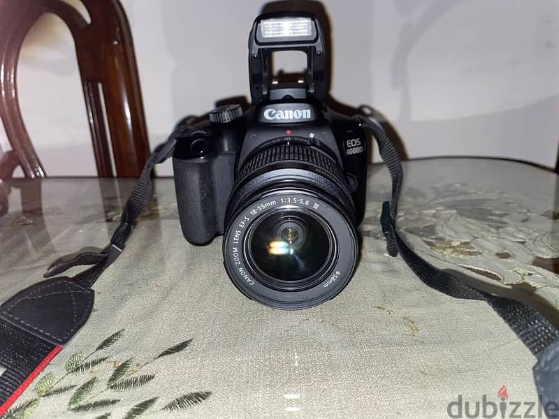 camera canon D4000 4