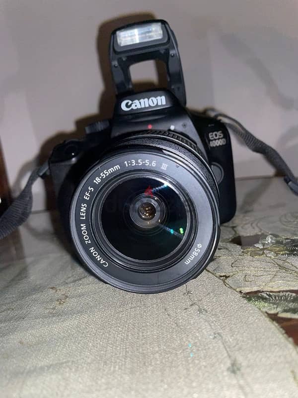 camera canon D4000 12