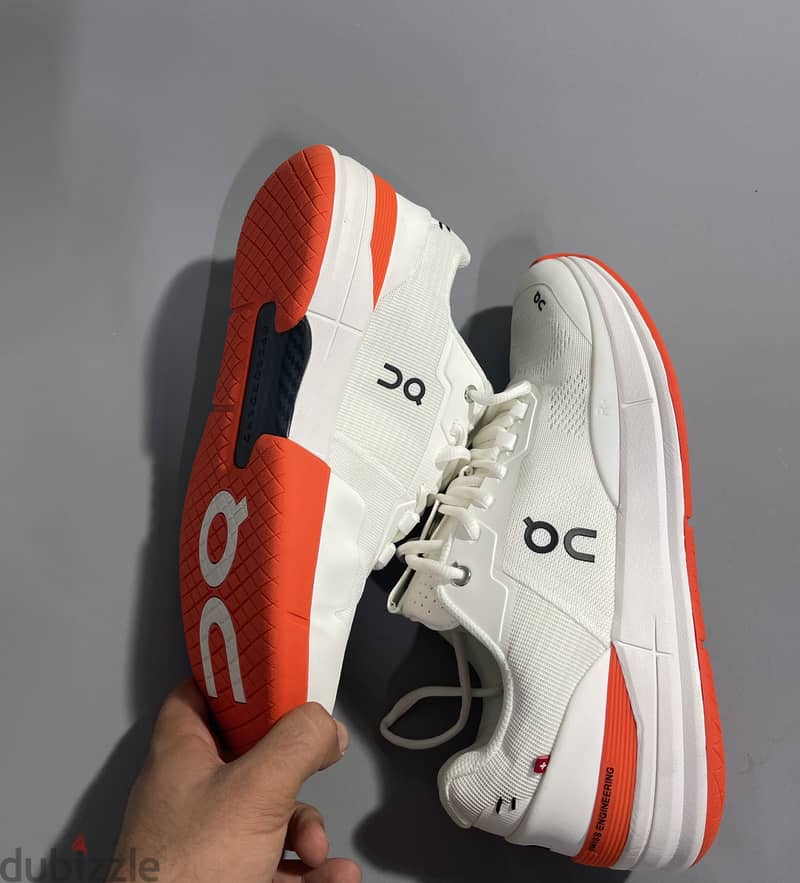 ON TENNIS (ON CLOUD) /ROGERS PRO SHOES 44 0