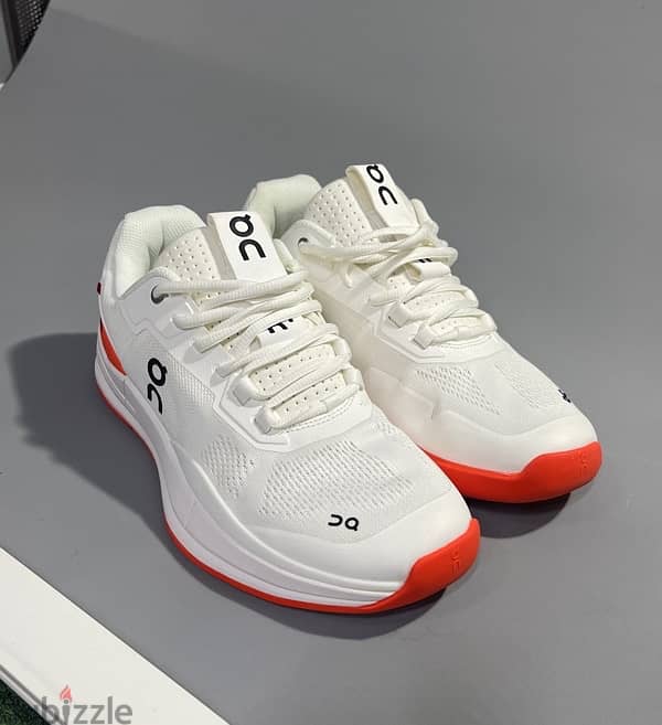 ON TENNIS (ON CLOUD) /ROGERS PRO SHOES 44 7