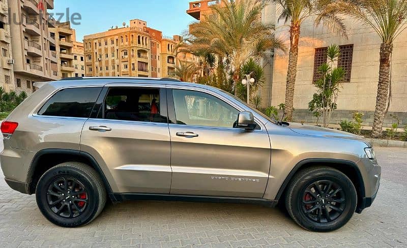 جيب جراند شيروكى 2016 5700cc jeep grand cherokee 9