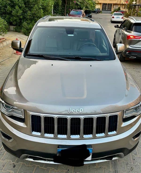 جيب جراند شيروكى 2016 5700cc jeep grand cherokee 10