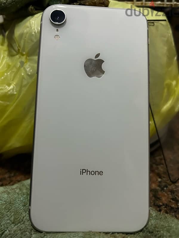 apple iphone xr 64 g white ايفون اكس ار ابيض ٦٤ جيجا 3