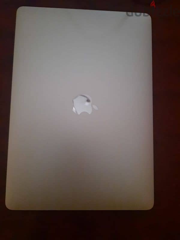 MacBook air 2020 Silver Excellent Condition 3