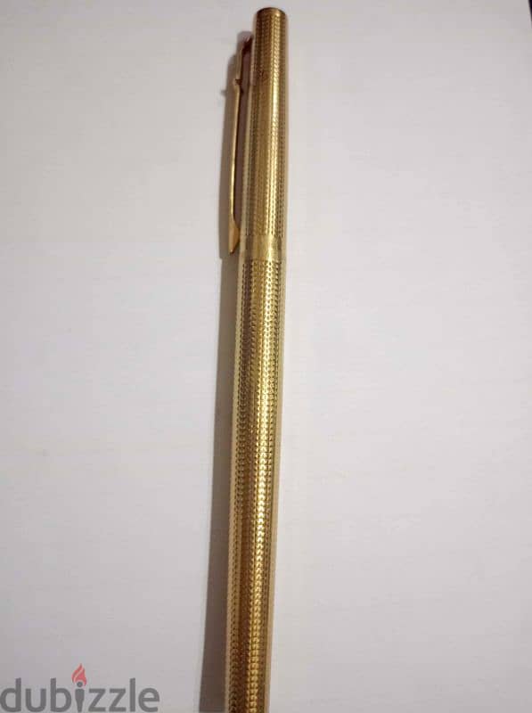 قلم caran d'ache swiss gold plated "G" 14K 8