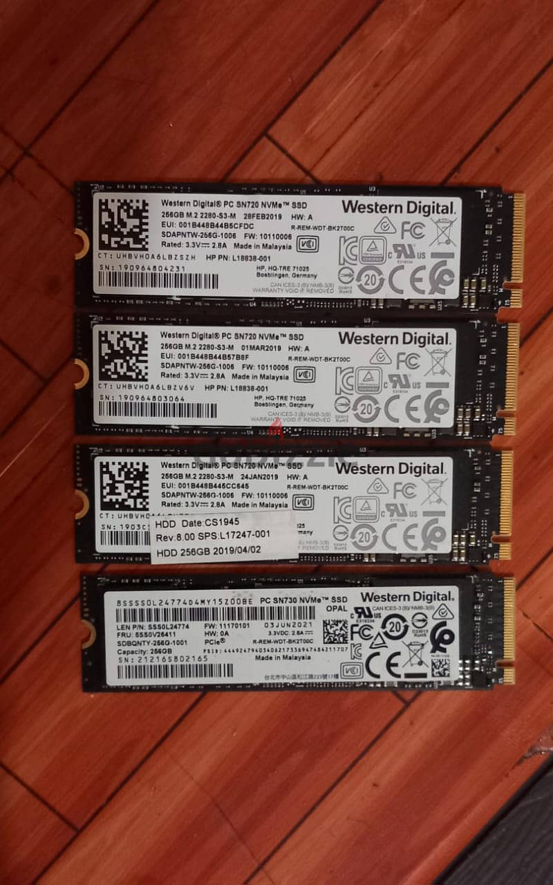 SSD 256 GB M2 NVMe Western Digital 0