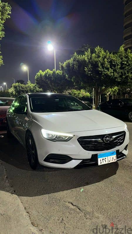 Opel Insignia 2018 اوبل انسيجنيا 1