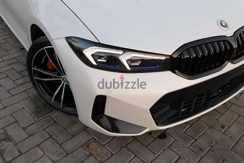 BMW 320i M Sport بي ام دبليو ا م سبورت 2