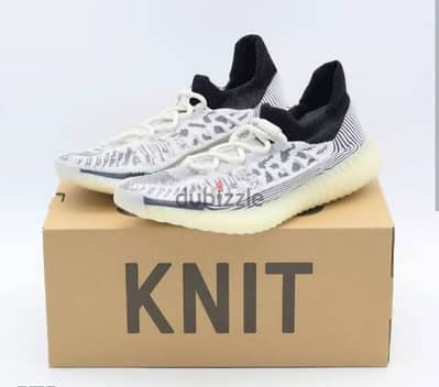 yeezy 350 cmpct panda size 8 us