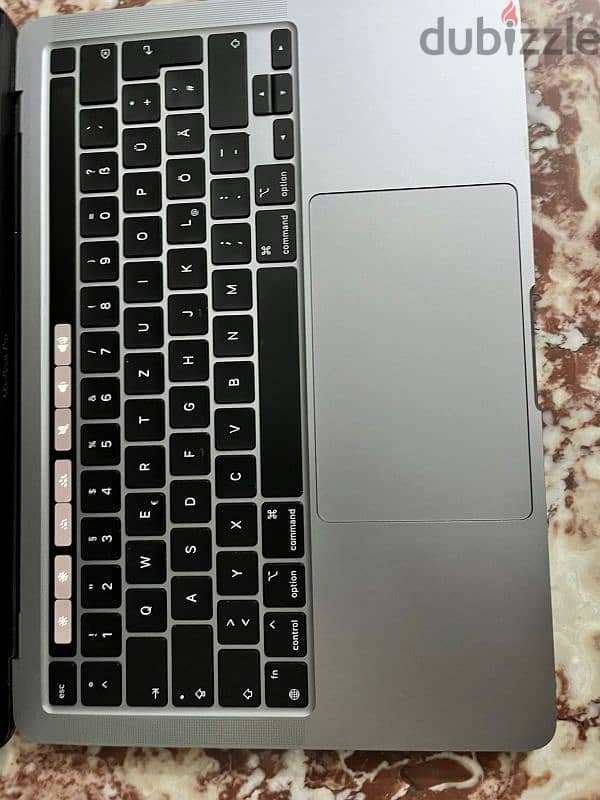 macbook pro m2 512 3