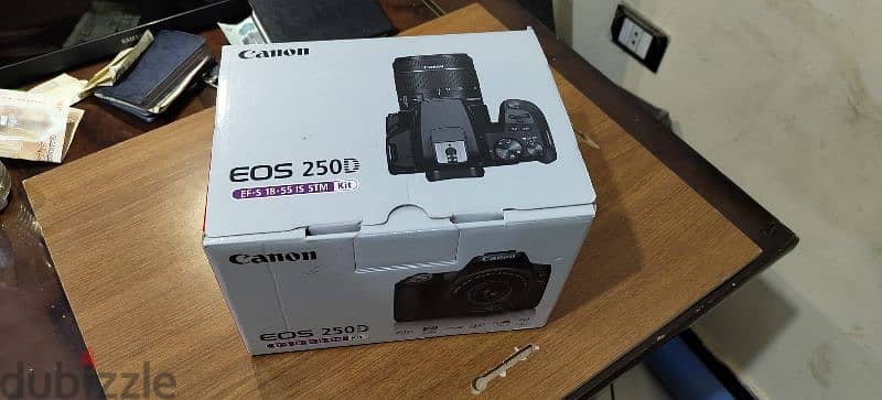 Canon EOS 250D 18