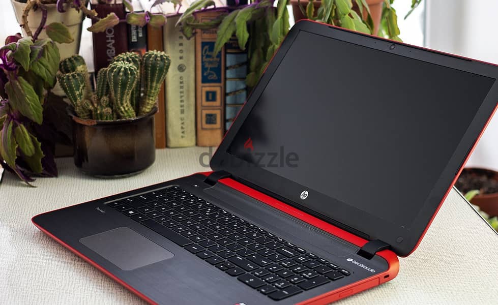 حالتة زيرو لاب توب  HP  Core i7 بكارتين شاشة لالعاب والبرامج 1