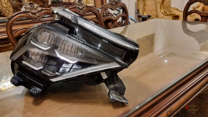 Citroen C4 2022 . . . Front Right Headlight . . . سيتروين C4 2022 7