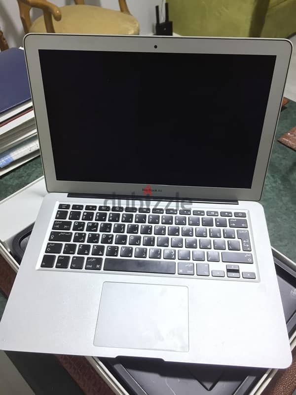 Macbook Air 2011 0