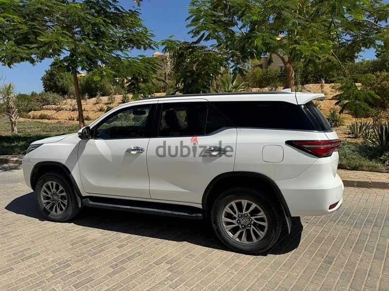 Toyota Fortuner 2022 0