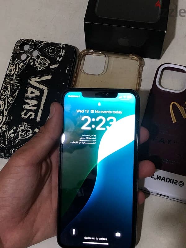 iPhone 11pro max للبيع او للبدل 2