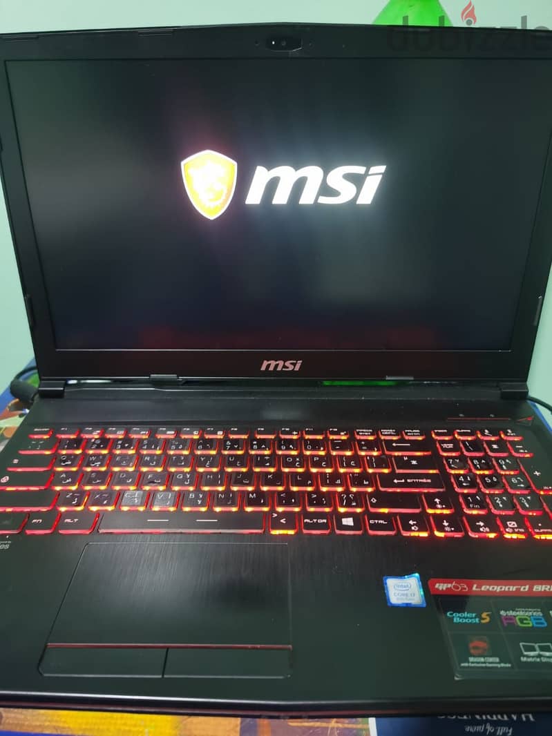 MSI Leopard 8RE 1