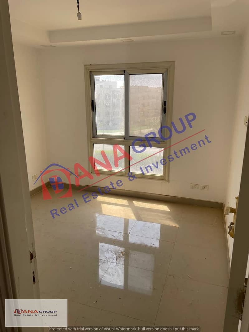 Office for rent in Beverly Hills service area, Sheikh Zayed -   - Second floor - - area of ​​50 m - 1 room + 1 bathroom + kitchen + reception - super 0