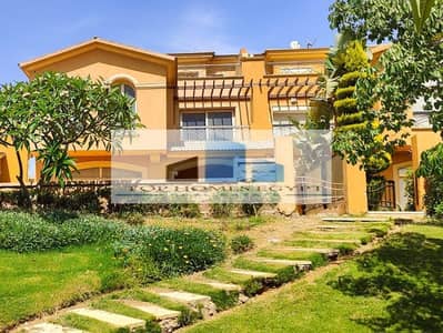 Twin house for sale 341 SQM in a prime location with a garden in Dyar Arco Compound - 5th Settlement