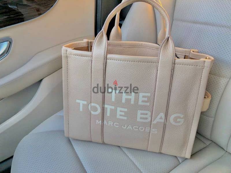 Marc Jacobs Tote Bag 9