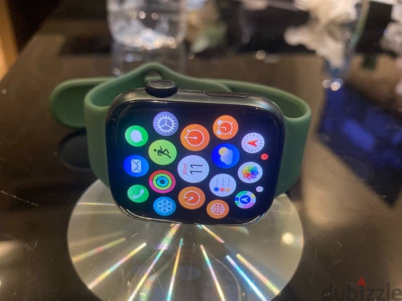 Apple Watch Series 7 2