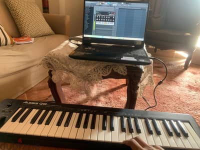 midi Alesis Q49 أمريكي