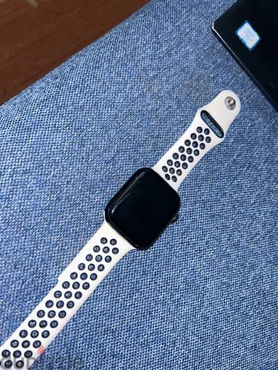 Apple Watch series 7 45 mm