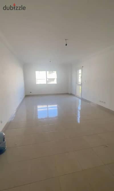 Apartment for rent in Madinaty B10 With a kitchen