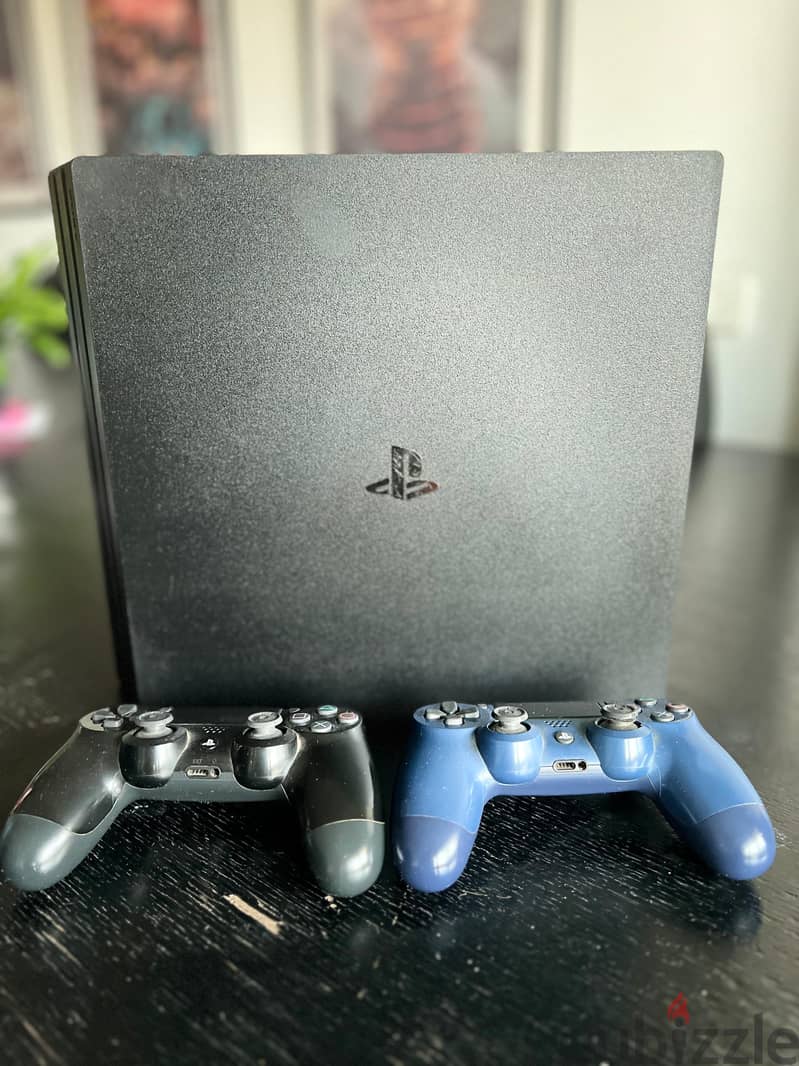 Playstation 4 Pro 1 TB 1