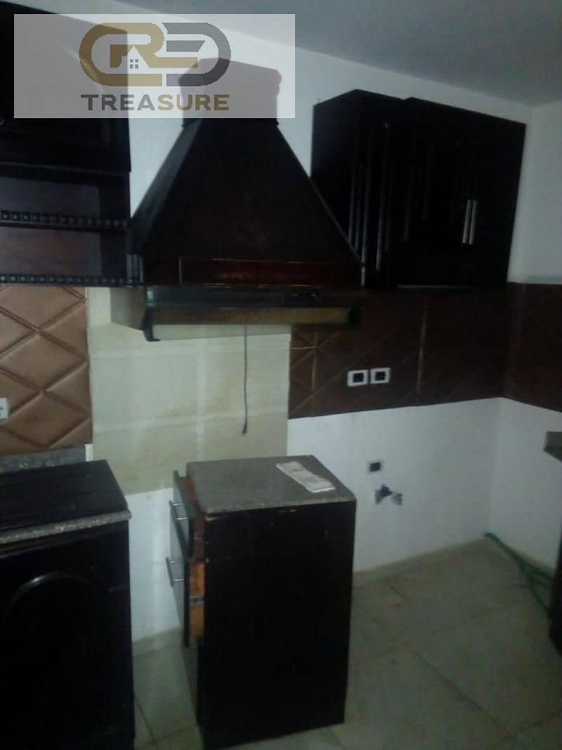 super lux Apartment with garden for sale in Tag Sultan 13