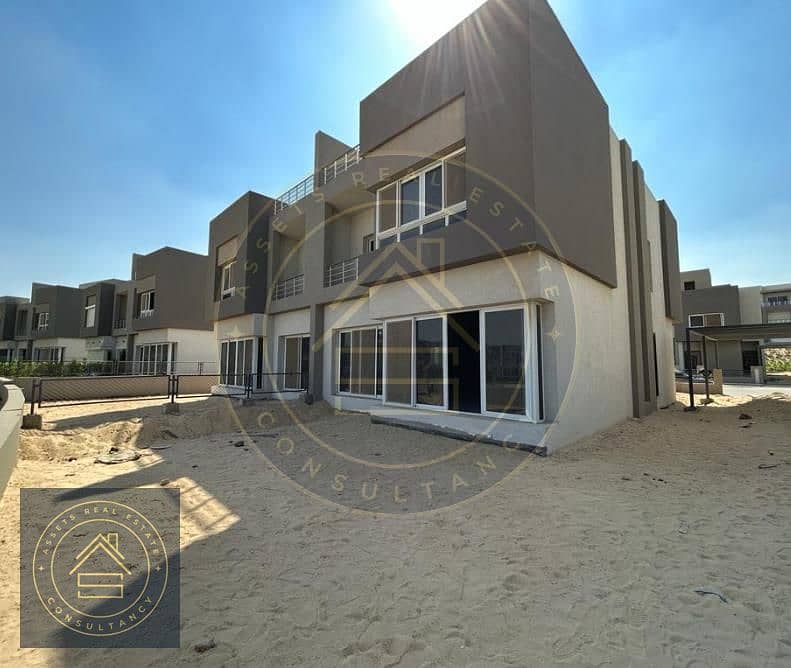 For sale Twin House Villa at Etapa compound Shiekh Zayed ready to move Prime Location 0