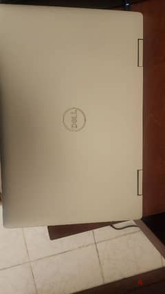 Dell Inspiron 15 5000 2-in-1 0