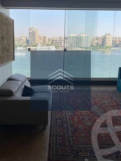 An opportunity for Arab investors. A studio for sale with furniture, air conditioners, and appliances on Maadi Corniche in the Nile countryside