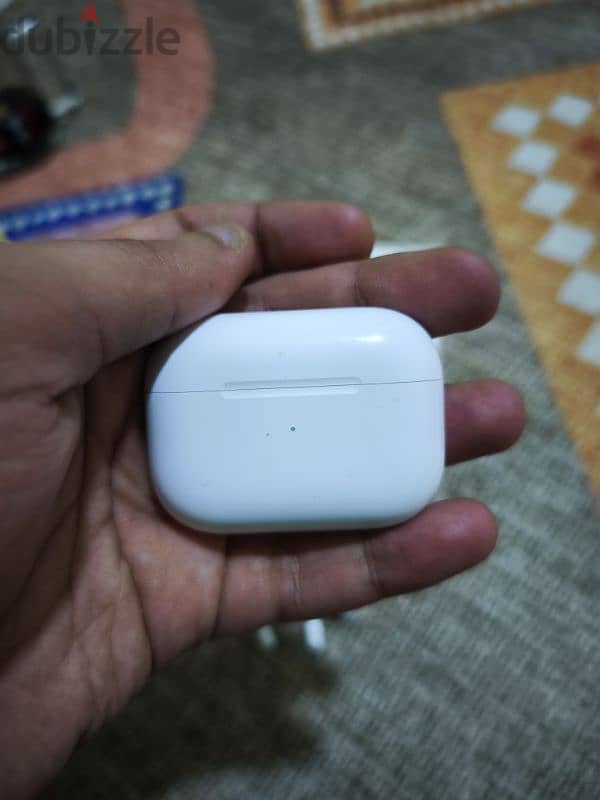 Apple AirPods Pro 2 type C with cover used one months only 1